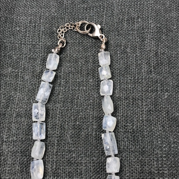 Knotted moonstone & Turquoise Necklace - Picture 3 of 3